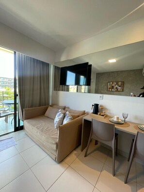 Comfort Apartment, Pool View | In-room dining - flat aloha 116 (Ipojuca)