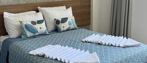 Comfort Apartment, Pool View | Blackout drapes, soundproofing, iron/ironing board, free WiFi