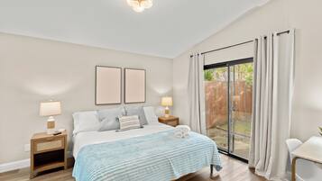 3 soverom, strykejern/-brett, wi-fi (inkludert) og sengetøy