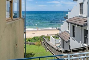 Property grounds - Oceanfront Stay – Steps to the Sand (The Entrance)