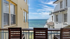 Property grounds - Oceanfront Stay Steps to the Sand (The Entrance)