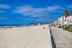 Sun-loungers, beach towels
