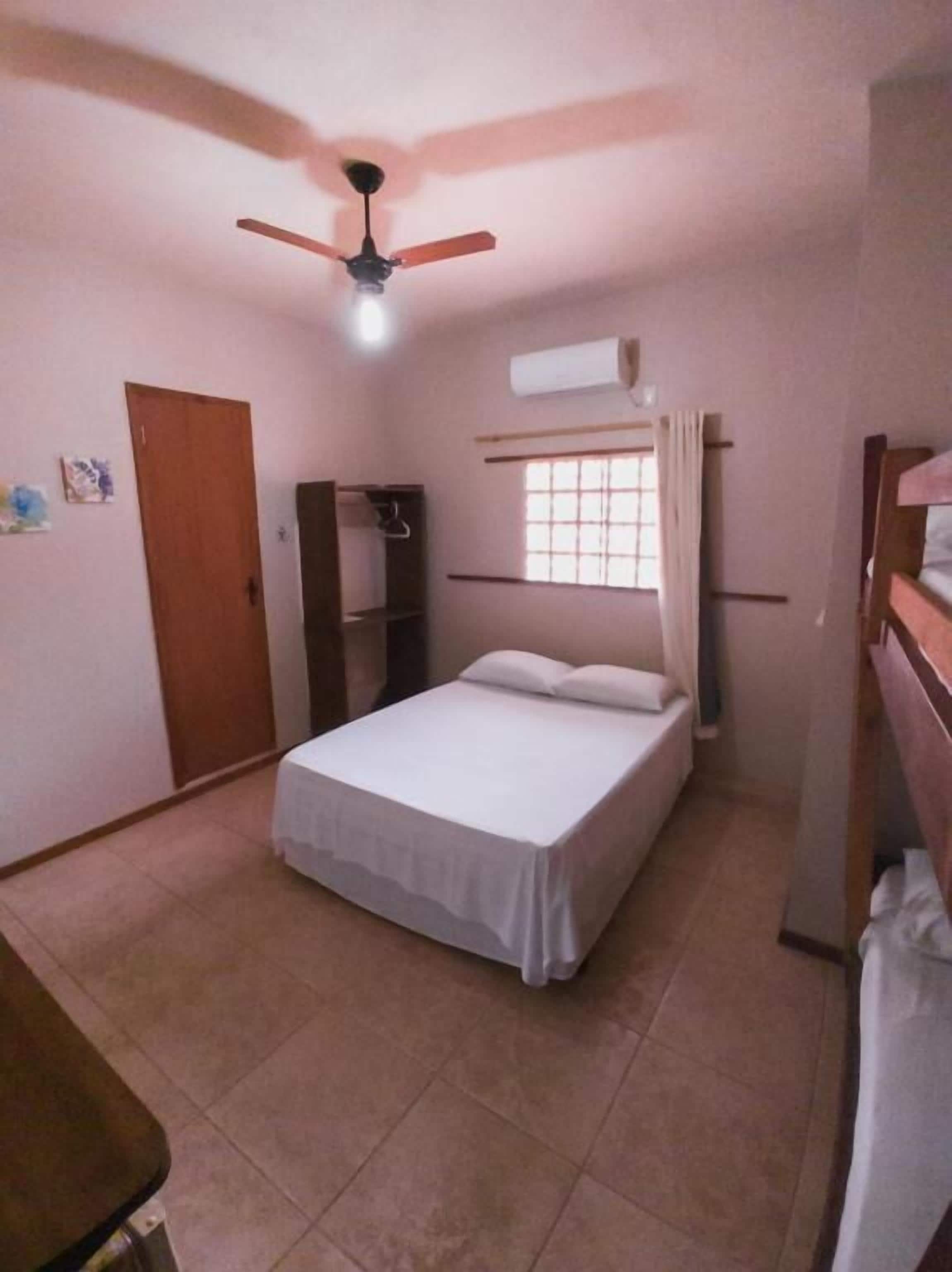 Habitación doble económica | Wifi gratis 