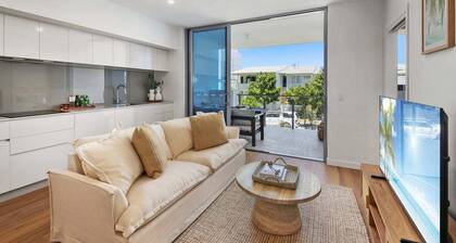 Azzure Beachside Bokarina Escape