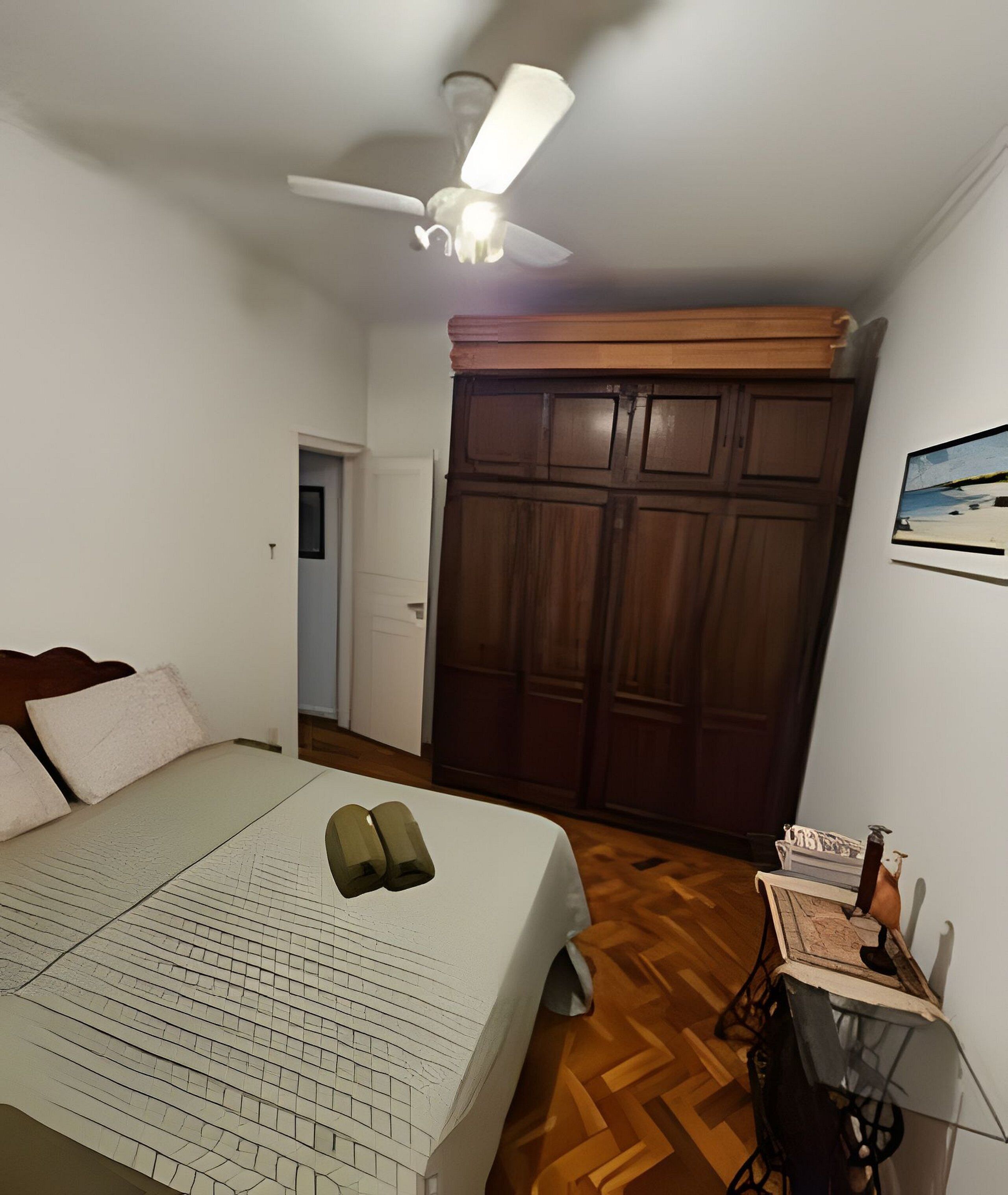 Apartamento | Escrivaninha, espaço de trabalho para notebook, cortinas blackout