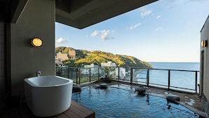 Suite Deluxe, sauna, vue sur l’océan | Salle de bain