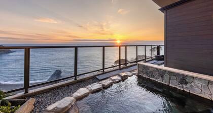 IZU RETREAT by Onko Chishin