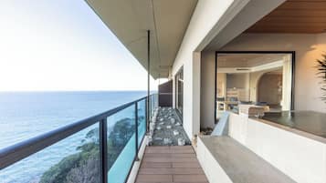 Superior Room, Private Bathroom, Ocean View | Balkoni