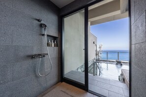 Douche de la salle de bain