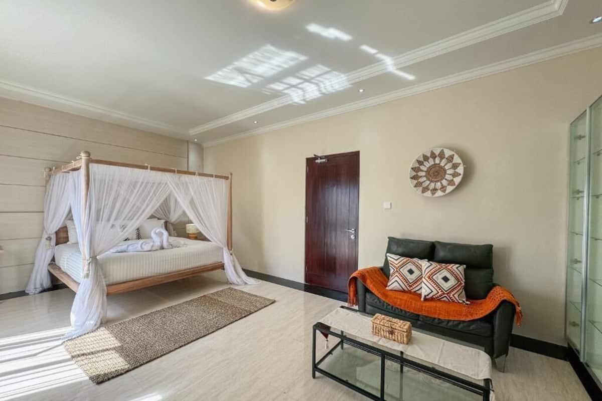 Deluxe Double Room | Desk, laptop workspace, free WiFi