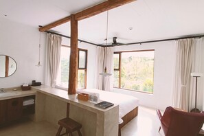 Classic Single Room, Courtyard View - Cipo Qiandaohu Lake Holiday Homestay (Hangzhou)