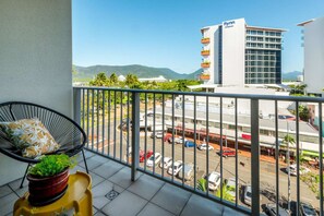 Property grounds - Hotel Style Room with Balcony and City Views at Mantra Trilogy (Cairns City)