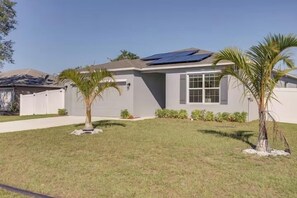 Exterior - Heated Pool • Near Beach • Outdoor Dining + Gazebo (Port St. Lucie)