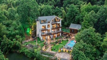 Executive Villa, Balcony, Hill View | Front of property