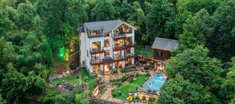 Shenshan Wild Escape