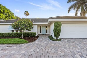 House - Fountainhead Listing Before Removing due to Annual Requirement (Naples)
