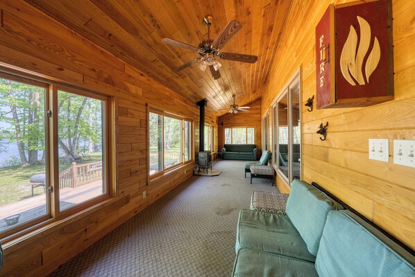 Living area - Cedar Point Resort and Campground (Marcell)