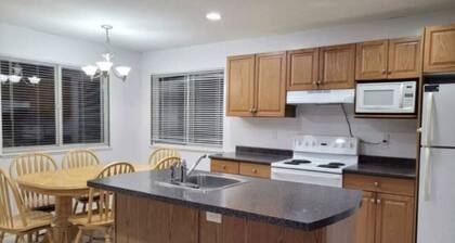 FULLY FURNISHED – PERFECT FOR SHORT-TERM OR LONG-TERM RENTALS
From Jan 1, 2026