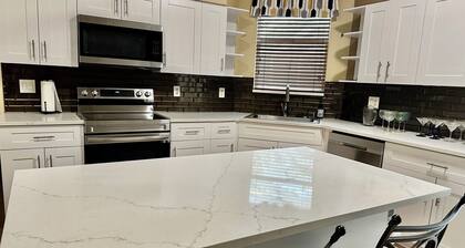 Beautiful 5 bedroom/ 3 bathroom pool home, on 1.29 acres in West Palm Beach.