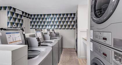 The Porter Echo -Style that stays with you.