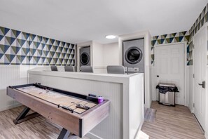 Interior - The Porter Echo -Style that stays with you. (Ocean Springs)