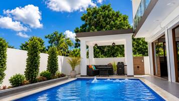 Piscina externa