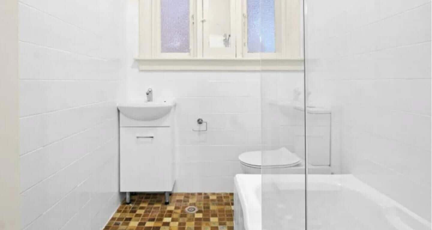 Free toiletries, hair dryer, towels, soap