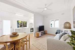 Dining room - The Warners Bondi (Bondi Beach)