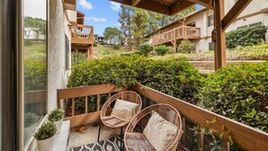 Unclassified image, 4 of 63, button - Mission Valley Retreat (San Diego)