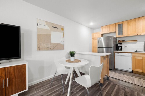 Mission Valley Retreat