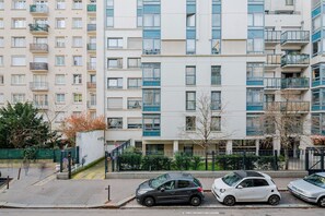 Exterior - Blueground | Saint-Lambert, view, nr Eiffel Tower (Paris)