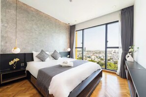 Suite presidencial, 2 habitaciones, con acceso al salón lounge del club, vista a la ciudad | Vista desde la habitación