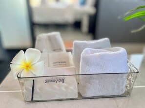 Free toiletries, hair dryer, bidet, towels - Serenity by Peace Garden, Koh Samui (Koh Samui)