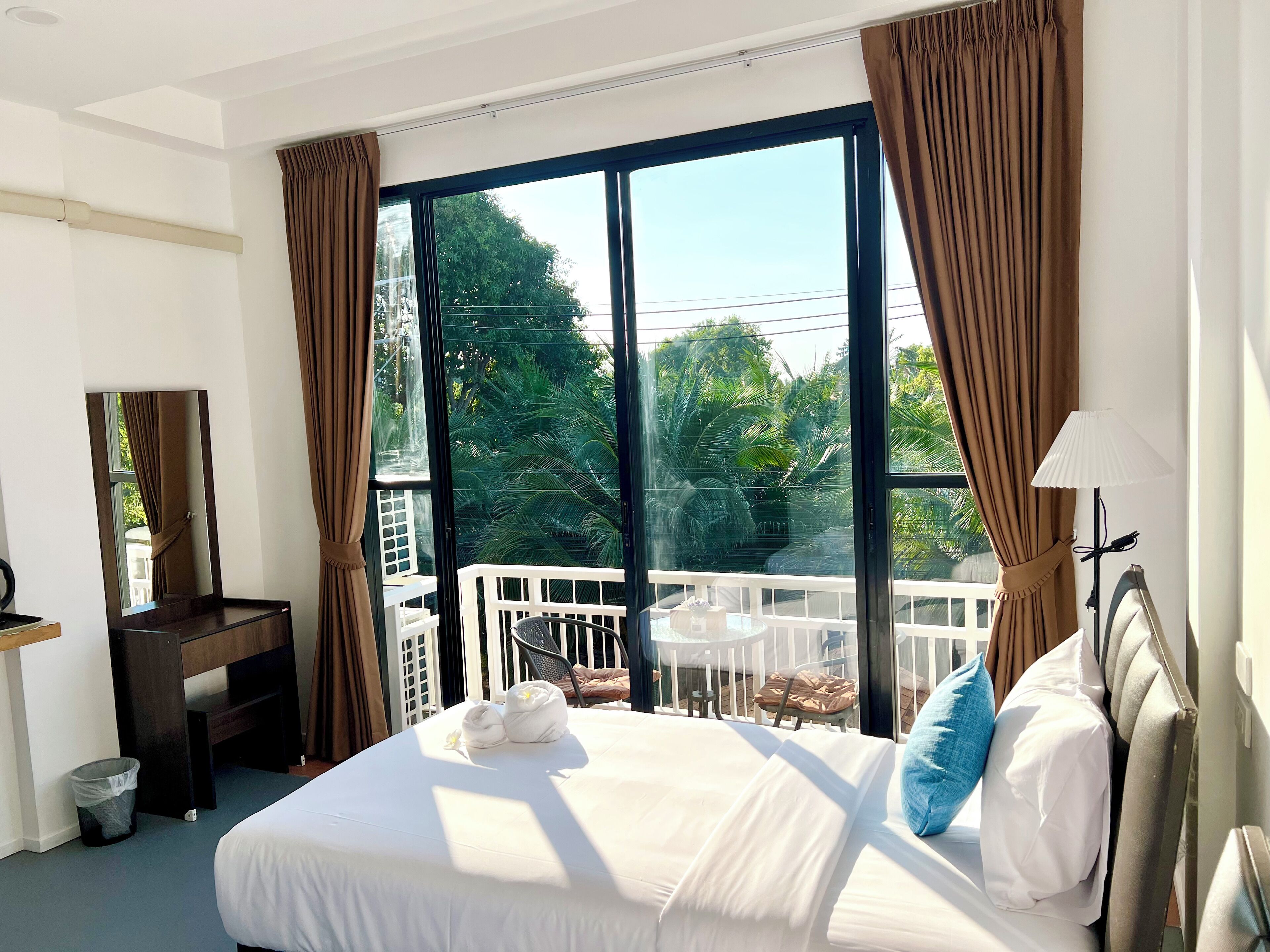 Twin Room, Balcony, Garden View | Laptop workspace, iron/ironing board (on request), WiFi (free)
