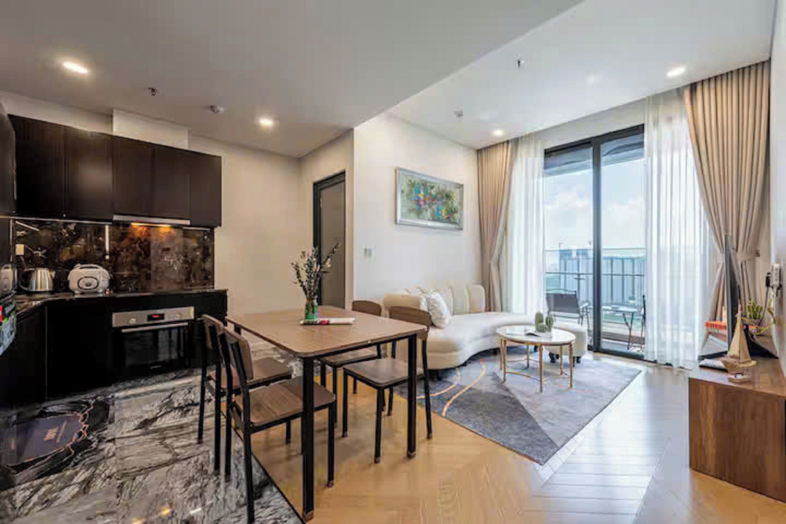 Basic Room, City View | Egyptian cotton sheets, premium bedding, down comforters