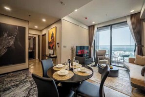 Egyptian cotton sheets, premium bedding, down duvets - Odela Luxstay Q2 Terrace Residence (An Khanh)