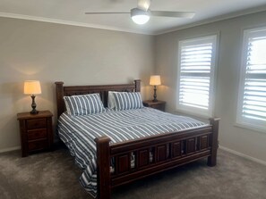 WiFi, bed sheets - Samphire - Available 18th - 30th Dec - WiFi, Wood Fire (Robe)