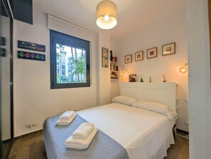 1 bedroom, WiFi - Relax in Lloret with Gym and Swimming Pool by Host&Joy (Lloret De Mar)