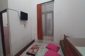 Room - OYO 95058 Agago Homestay Syariah (Simo)