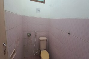 Standard Double Room | Bathroom - OYO 95058 Agago Homestay Syariah (Simo)