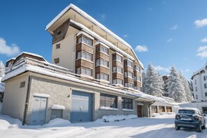 Property Building - Appartamento Aricami with Balcony & Mountain View, Sestriere, Italy (Sestriere)