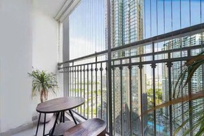 家庭套房, 3 間臥室, 可使用俱樂部酒廊, 城市景 | 客房景觀