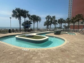 Pool - The Fifth Wave -Great location (Myrtle Beach)