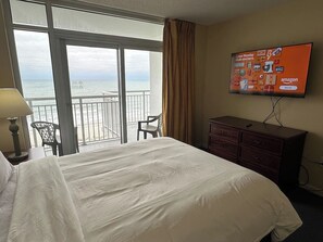 WiFi, bed sheets - The Seashell Hideaway--Great Location (Myrtle Beach)