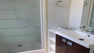 Apartment | Badezimmer | Haartrockner