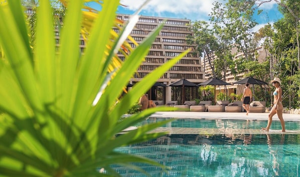 2 piscinas al aire libre