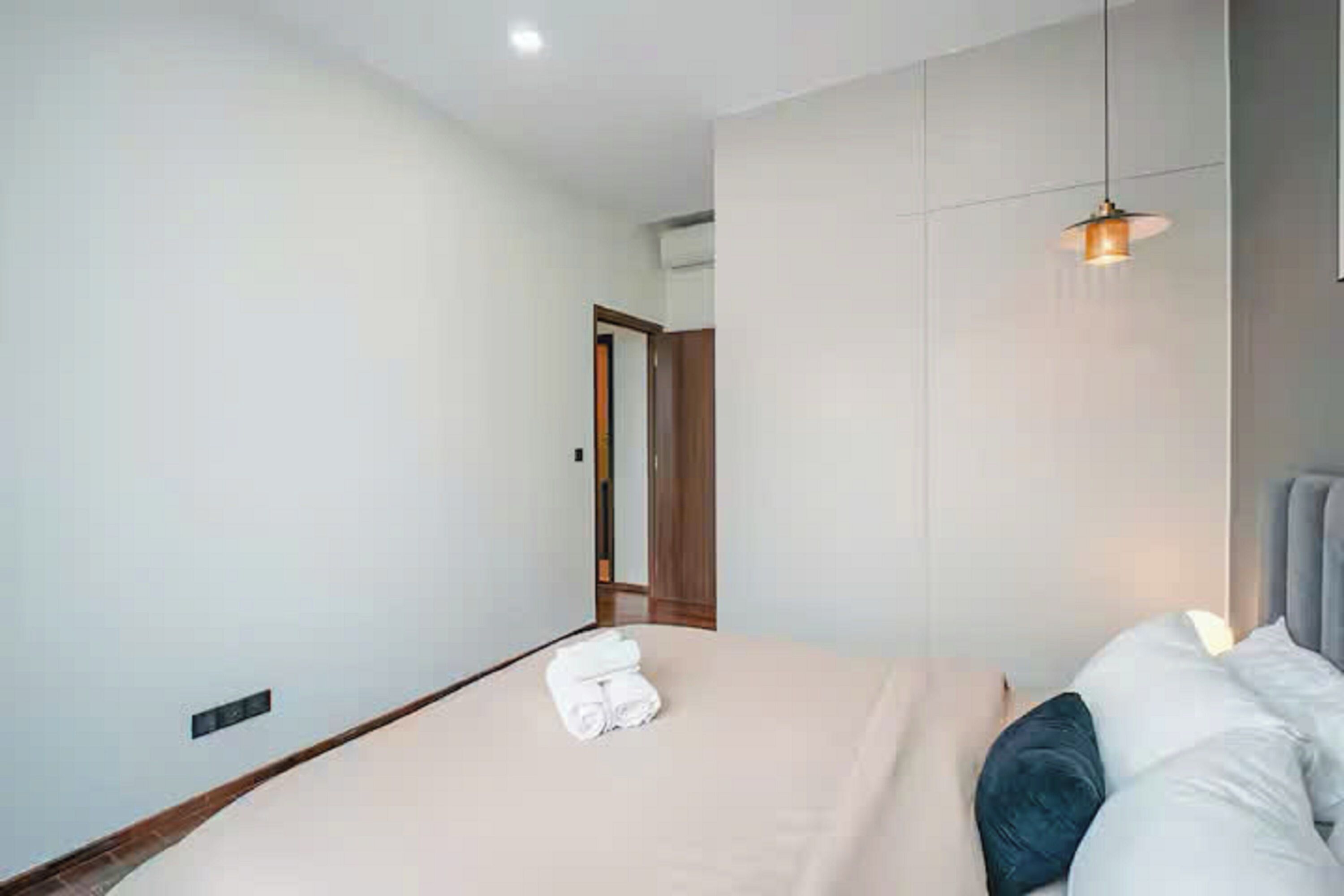 Presidential Suite, 2 Bedrooms, Club lounge access, City View | Egyptian cotton sheets, premium bedding, down duvets