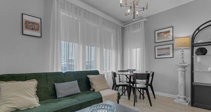 Deluxe Downtown KEF apartment - 5min to Airport