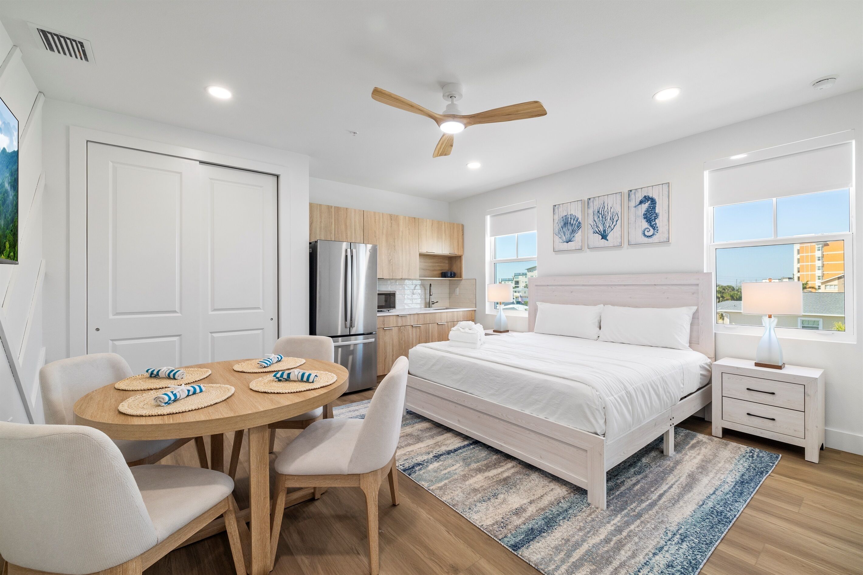 9 bedrooms, desk, iron/ironing board, travel crib