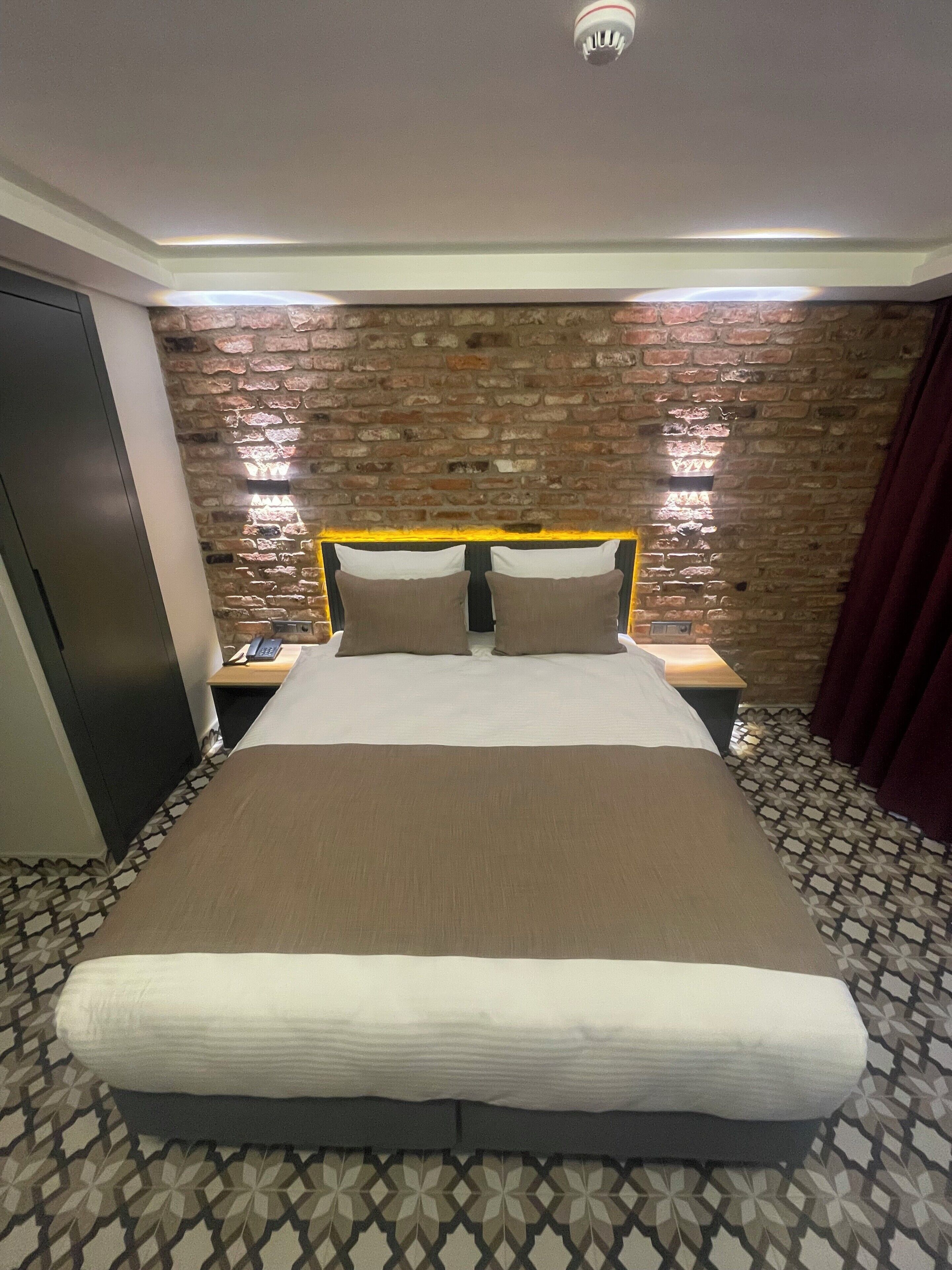 In-room safe, blackout curtains, soundproofing, iron/ironing board